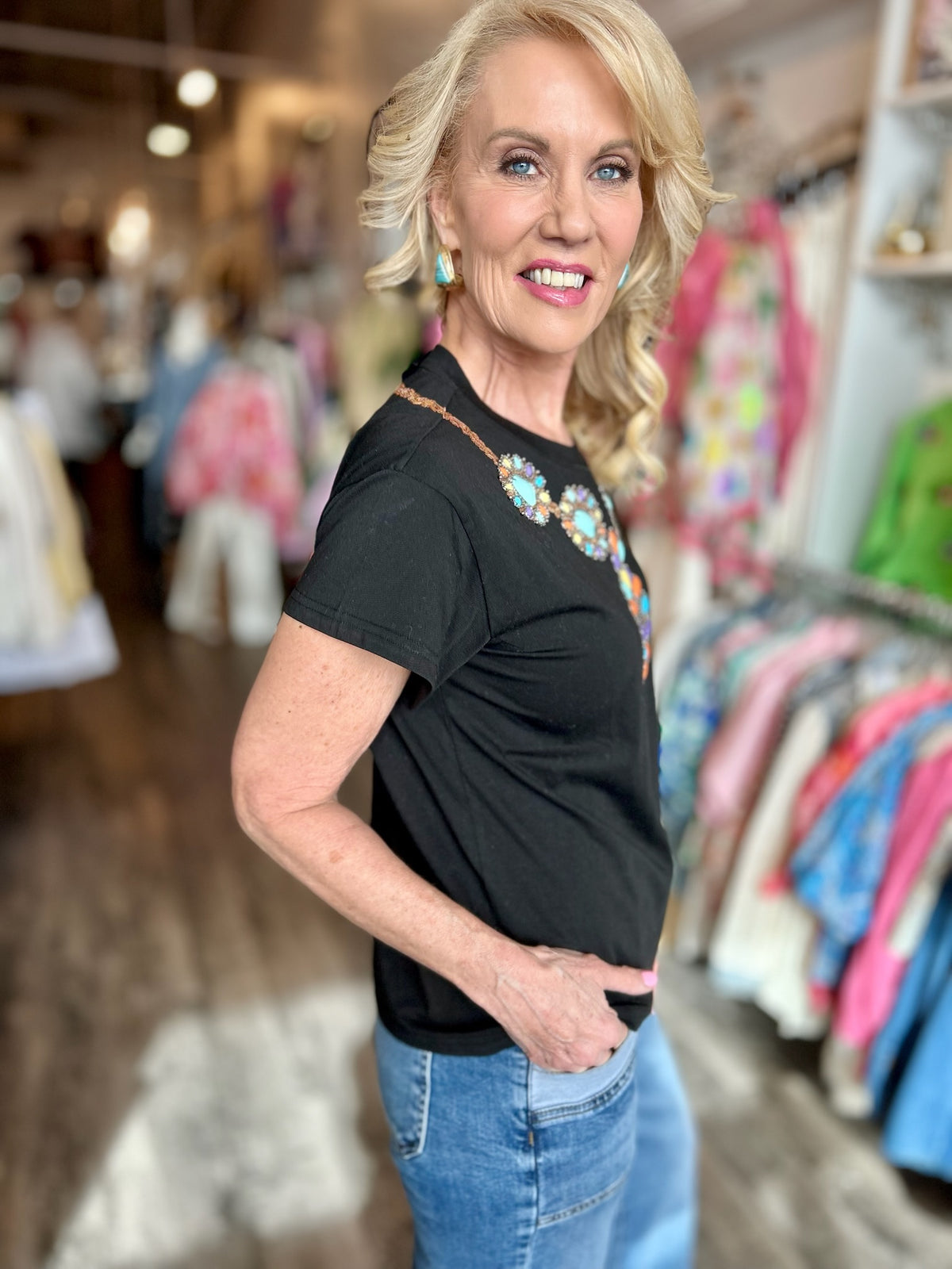 Queen of Sparkles Turquoise Necklace Tee - Amelia's Boutique